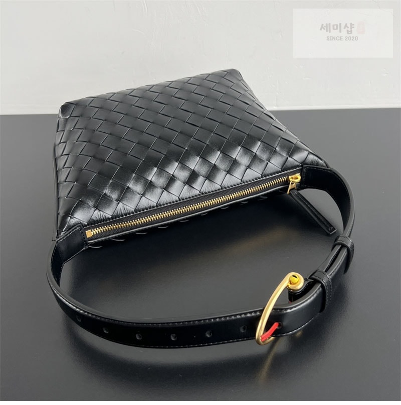 보테가베네타 보테가베네타 월리스 미니 인트레치아토 레더 숄더 백 815395 블랙 Bag 14번 이미지