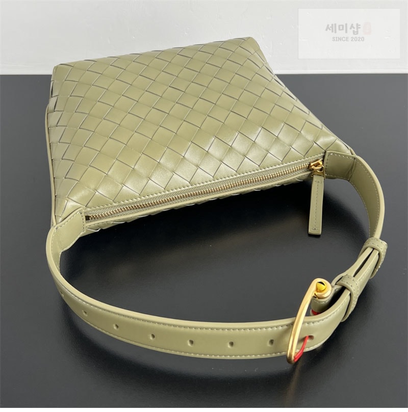 보테가베네타 보테가베네타 월리스 미니 인트레치아토 레더 숄더 백 815395 블랙 Bag 25번 이미지