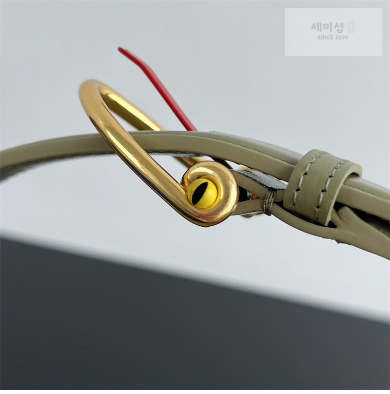 보테가베네타 보테가베네타 월리스 미니 인트레치아토 레더 숄더 백 815395 블랙 Bag 20번 이미지