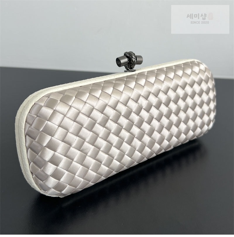 Bottega Veneta 보테가베네타 인트레치아토 놋 클러치백 “ 30 COLOR ” 1# Bag 19번 이미지
