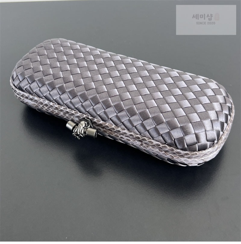 Bottega Veneta 보테가베네타 인트레치아토 놋 클러치백 “ 30 COLOR ” 1# Bag 27번 이미지