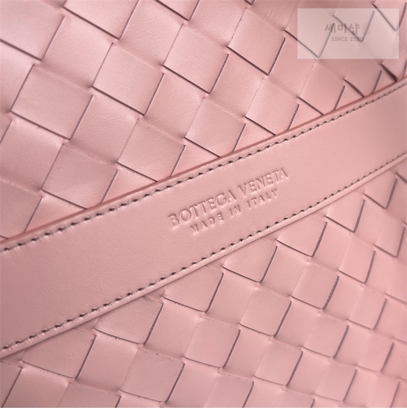 Bottega Veneta 보테가베네타 인트레치아토 더플백 “ 4 COLOR ” 블랙 Bag 28번 이미지