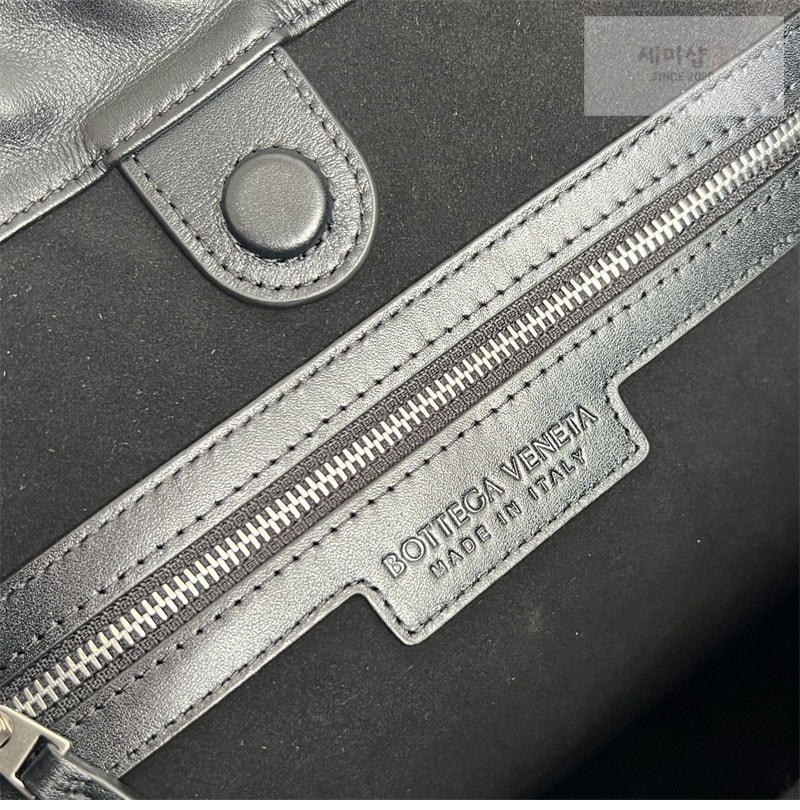 Bottega Veneta 보테가베네타 인트레치아토 비블리오테카 버킷 백 “ 3 COLOR ” 폰단트 Bag 25번 이미지