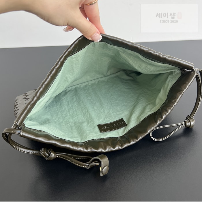 Bottega Veneta 보테가베네타 인트레치아토 숄더 더스트 백 미디엄 “ 7 COLOR ” 레플리카 14번 이미지 - Bag | 세미샵 레플리카 사이트