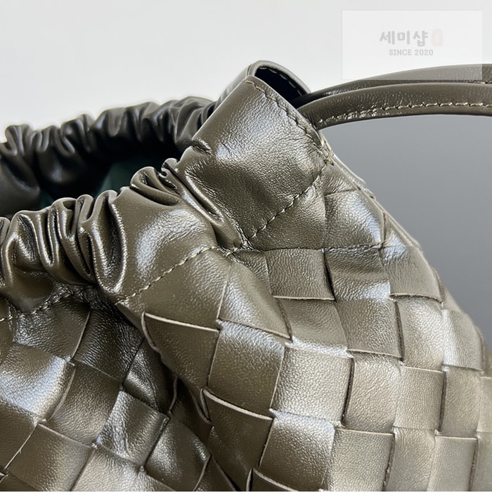 Bottega Veneta 보테가베네타 인트레치아토 숄더 더스트 백 미디엄 “ 7 COLOR ” 레플리카 2번 이미지 - Bag | 세미샵 레플리카 사이트