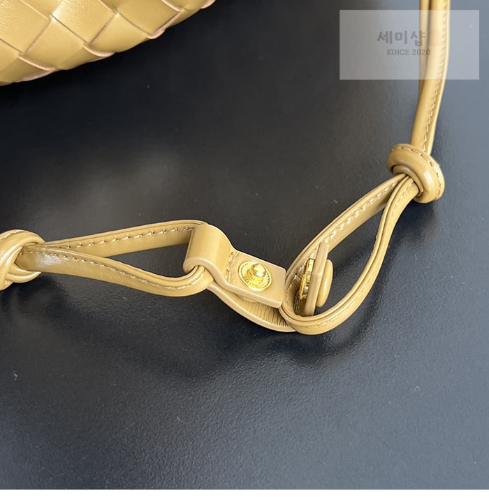 Bottega Veneta 보테가베네타 인트레치아토 숄더 더스트 백 미디엄 “ 7 COLOR ” 레플리카 16번 이미지 - Bag | 세미샵 레플리카 사이트