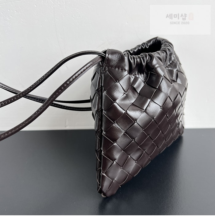 Bottega Veneta 보테가베네타 인트레치아토 숄더 더스트 백 스몰 “ 11 COLOR ” 연브라운 Bag 11번 이미지