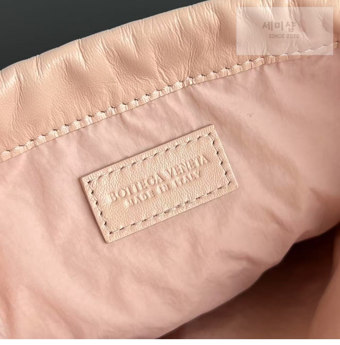 Bottega Veneta 보테가베네타 인트레치아토 숄더 더스트 백 스몰 “ 11 COLOR ” 연브라운 Bag 23번 이미지