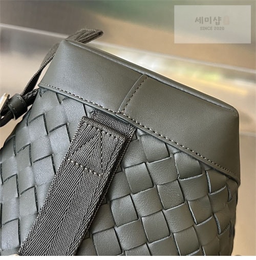 Bottega Veneta 보테가베네타 인트레치아토 백팩 “ 6 COLOR ” 진한녹색 Bag 13번 이미지