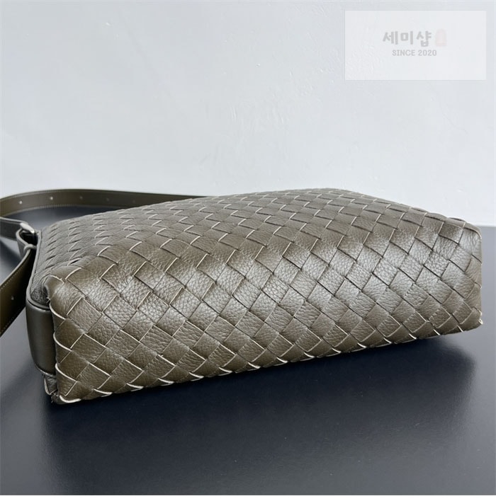Bottega Veneta 보테가베네타 스몰 인트레치아토 트래블러 백 올리브 Bag 2번 이미지