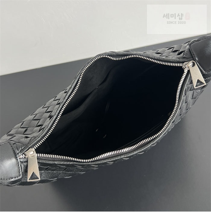 Bottega Veneta 보테가베네타 스몰 인트레치아토 트래블러 백 블랙 Bag 4번 이미지