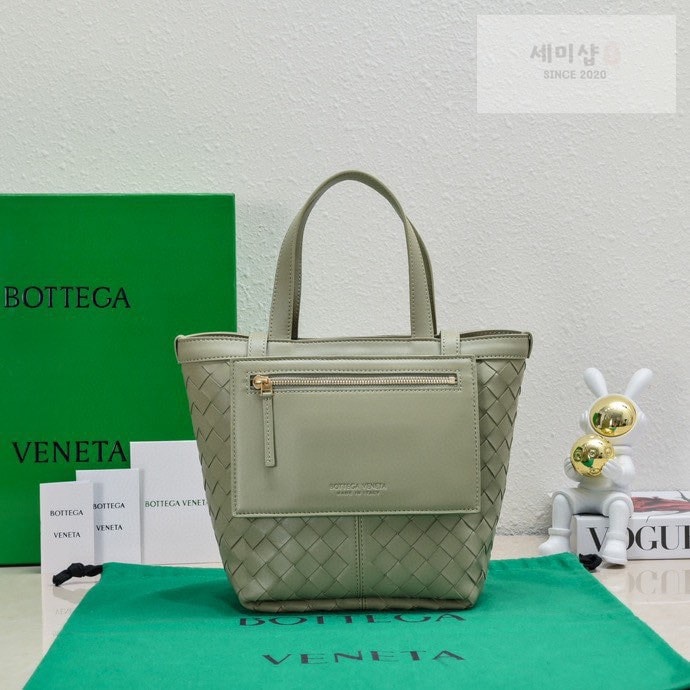 Bottega Veneta 보테가베네타 인트레치아토 스몰 플립 플랩 토트 백 “ 7 COLOR ” 오트밀 Bag 11번 이미지