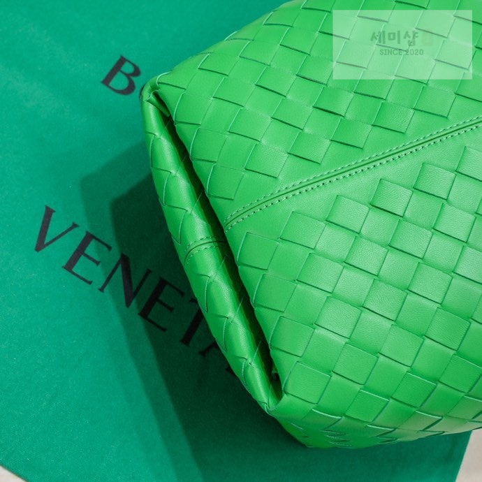 Bottega Veneta 보테가베네타 인트레치아토 스몰 플립 플랩 토트 백 “ 7 COLOR ” 오트밀 Bag 8번 이미지