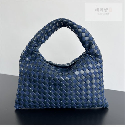Bottega Veneta 보테가베네타 인트레치아토 스몰 홉 백 아비스 블루 Bag 5번 이미지