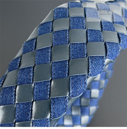 Bottega Veneta 보테가베네타 인트레치아토 스몰 홉 백 아비스 블루 Bag 9번 이미지