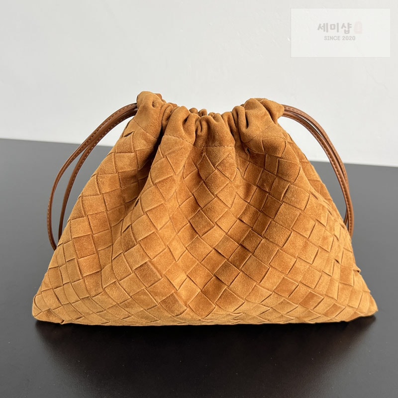 Bottega Veneta 보테가베네타 인트레치아토 스웨이드 더스트 백 카멜스웨이드 Bag 1번 이미지
