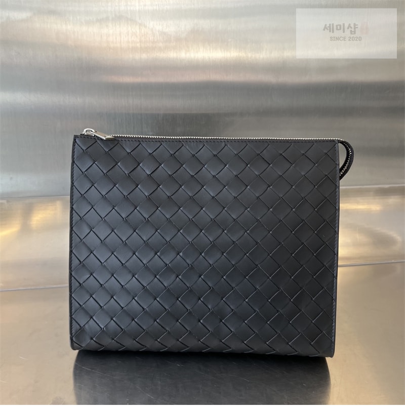 Bottega Veneta 보테가베네타 인트레치아토 스탠딩 파우치 클러치백 “ 2 COLOR ” 그레이 Bag 6번 이미지