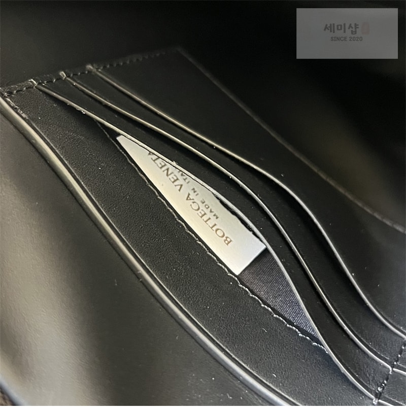 Bottega Veneta 보테가베네타 인트레치아토 스탠딩 파우치 클러치백 “ 2 COLOR ” 그레이 Bag 15번 이미지