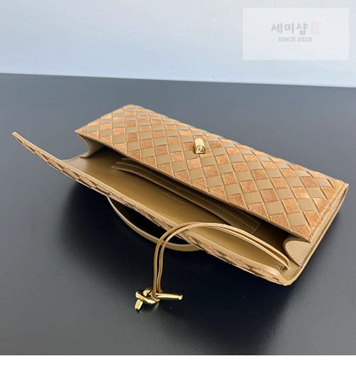 Bottega Veneta 보테가베네타 인트레치아토 안디아모 클러치백 카멜 Bag 10번 이미지