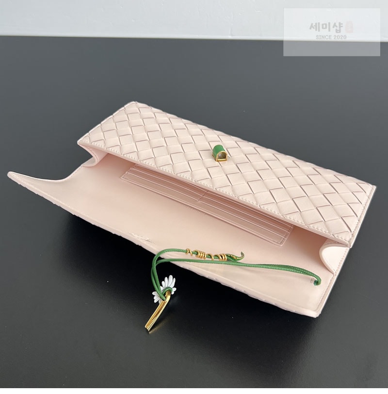 Bottega Veneta 보테가베네타 인트레치아토 안디아모 탑핸들 클러치백 “ 4 COLOR ” 다크 브라운 Bag 2번 이미지