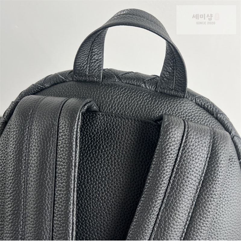 Bottega Veneta 보테가베네타 인트레치아토 지퍼 백팩 “ 2 COLOR ” 다크 브라운 Bag 8번 이미지