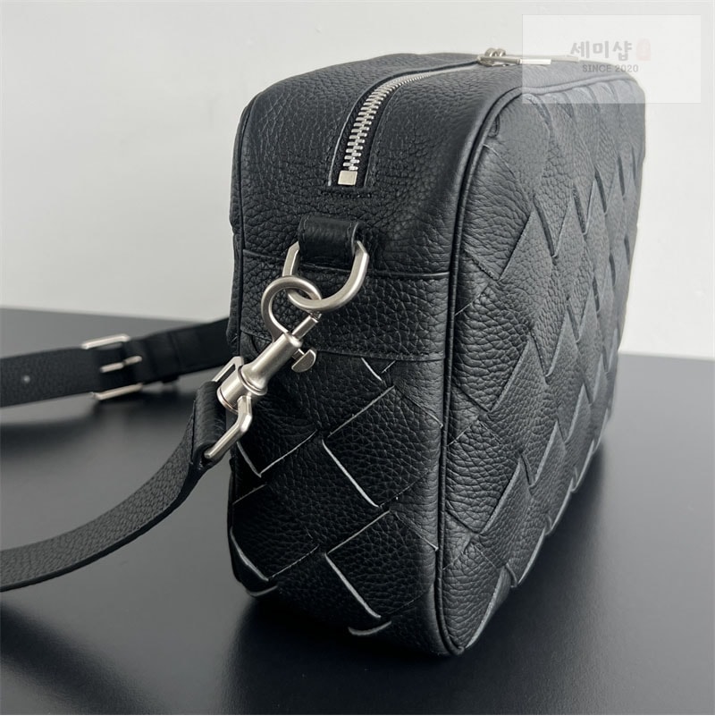 보테가베네타 보테가베네타 인트레치아토 카메라백 “ 3 COLOR ” 블랙 Bag 5번 이미지