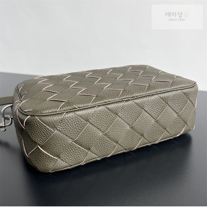 보테가베네타 보테가베네타 인트레치아토 카메라백 “ 3 COLOR ” 블랙 Bag 9번 이미지