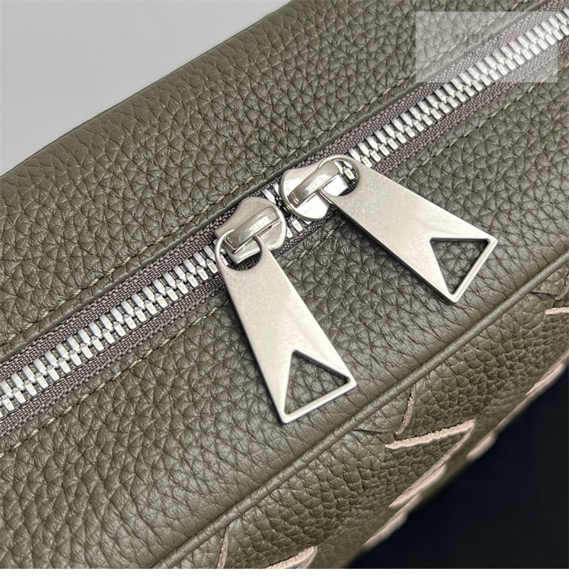 보테가베네타 보테가베네타 인트레치아토 카메라백 “ 3 COLOR ” 블랙 Bag 22번 이미지