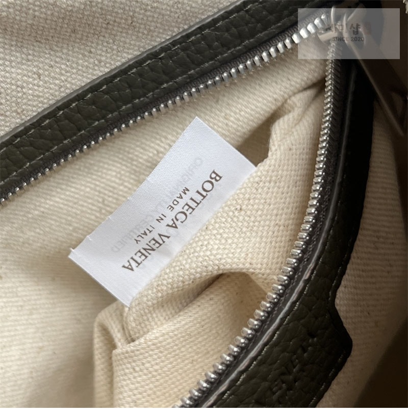 보테가베네타 보테가베네타 인트레치아토 카메라백 “ 3 COLOR ” 블랙 Bag 17번 이미지