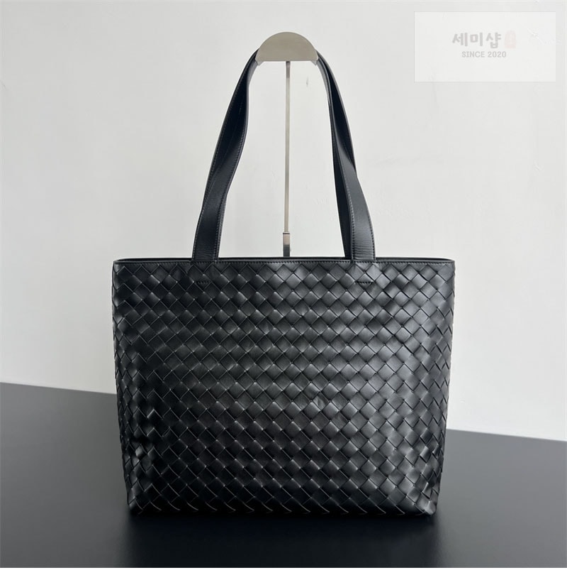 Bottega Veneta 보테가베네타 인트레치아토 토트백 “ 2 COLOR ” 블랙 Bag 9번 이미지