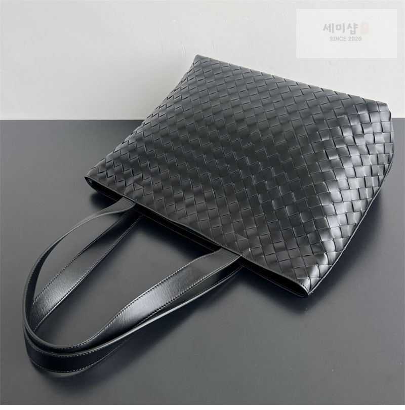 Bottega Veneta 보테가베네타 인트레치아토 토트백 “ 2 COLOR ” 블랙 Bag 2번 이미지