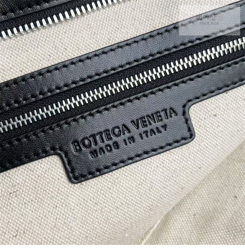 Bottega Veneta 보테가베네타 인트레치아토 토트백 “ 2 COLOR ” 블랙 Bag 18번 이미지