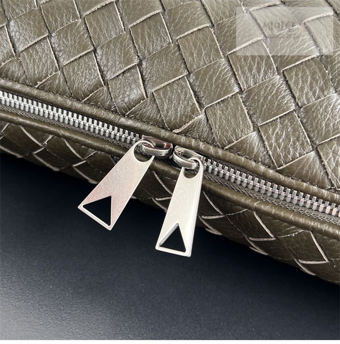 Bottega Veneta 보테가베네타 라지 인트레치아토 트래블러 백 올리브 Bag 10번 이미지