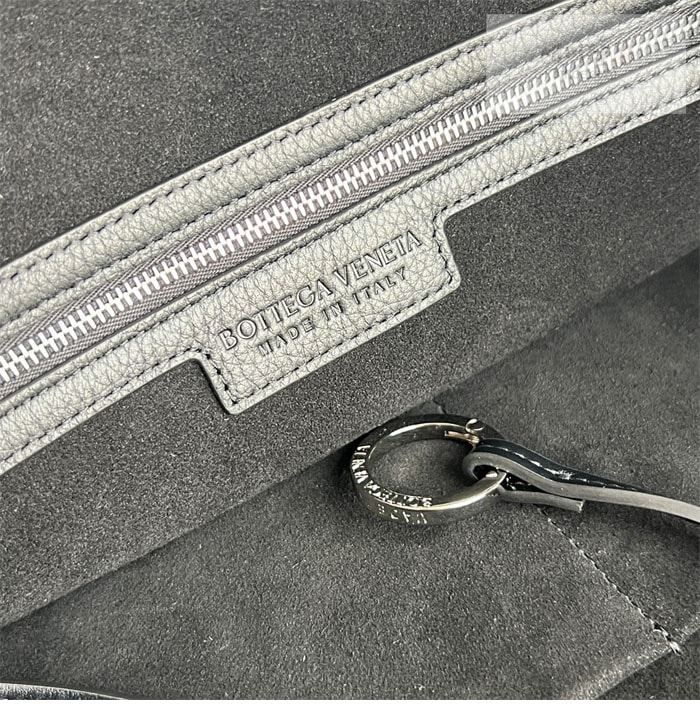 Bottega Veneta 보테가베네타 라지 인트레치아토 트래블러 백 블랙 Bag 5번 이미지