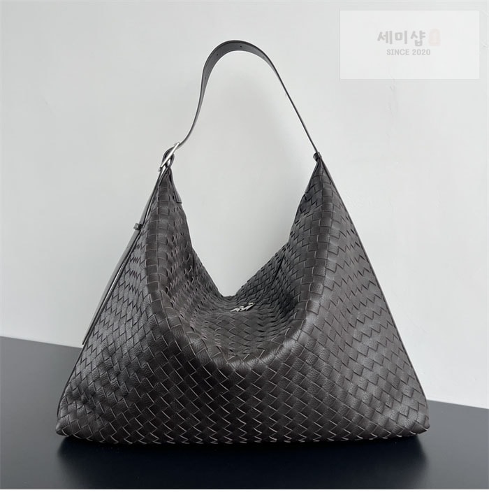 Bottega Veneta 보테가베네타 라지 인트레치아토 트래블러 백 폰단트 Bag 2번 이미지