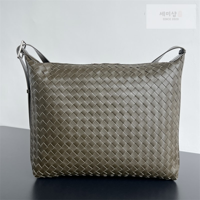 Bottega Veneta 보테가베네타 미디움 인트레치아토 트래블러 호보 숄더백 올리브 Bag 1번 이미지