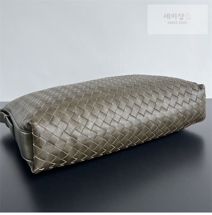 Bottega Veneta 보테가베네타 미디움 인트레치아토 트래블러 호보 숄더백 올리브 Bag 5번 이미지