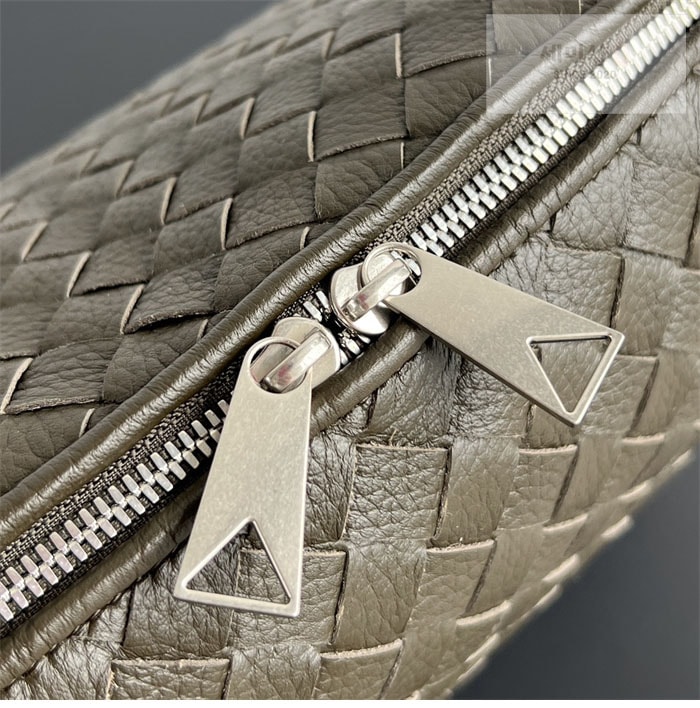 Bottega Veneta 보테가베네타 미디움 인트레치아토 트래블러 호보 숄더백 올리브 Bag 3번 이미지
