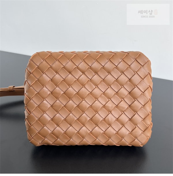 Bottega Veneta 보테가베네타 인트레치아토 파라슈트 스몰 숄더백 “ 10 COLOR ” 레플리카 23번 이미지 - Bag | 세미샵 레플리카 사이트
