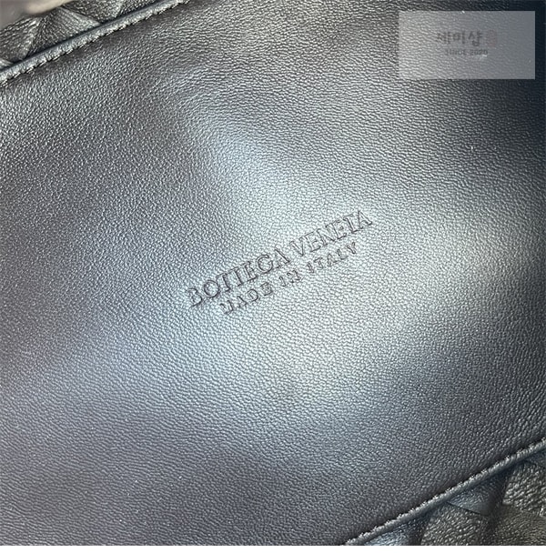 Bottega Veneta 보테가베네타 인트레치아토 파라슈트 스몰 숄더백 “ 10 COLOR ” 레플리카 15번 이미지 - Bag | 세미샵 레플리카 사이트