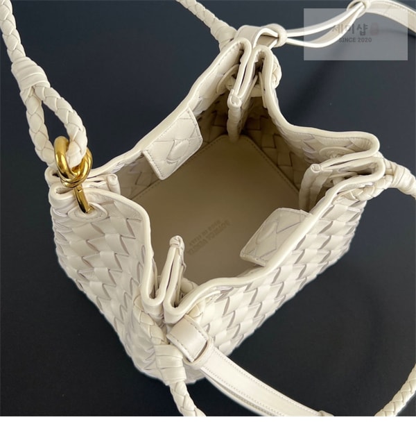 Bottega Veneta 보테가베네타 인트레치아토 파라슈트 스몰 숄더백 “ 10 COLOR ” 레플리카 36번 이미지 - Bag | 세미샵 레플리카 사이트