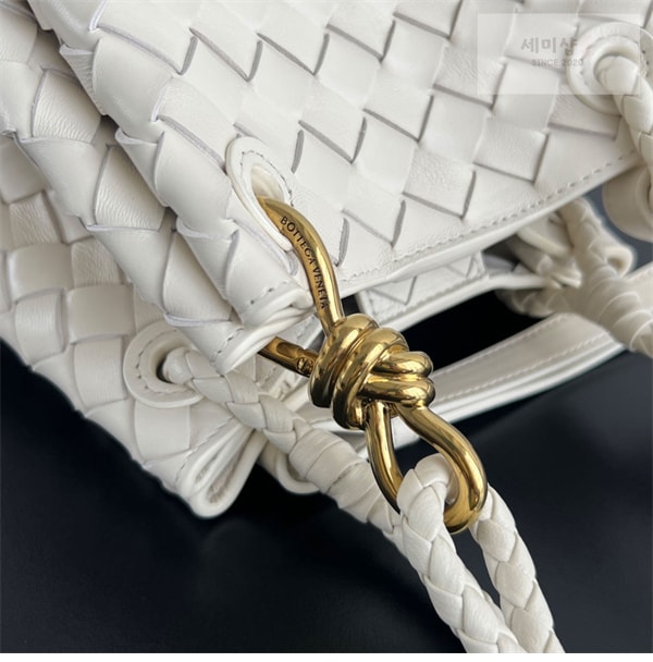 Bottega Veneta 보테가베네타 인트레치아토 파라슈트 스몰 숄더백 “ 10 COLOR ” 레플리카 30번 이미지 - Bag | 세미샵 레플리카 사이트