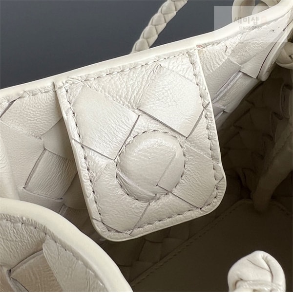 Bottega Veneta 보테가베네타 인트레치아토 파라슈트 스몰 숄더백 “ 10 COLOR ” 레플리카 22번 이미지 - Bag | 세미샵 레플리카 사이트