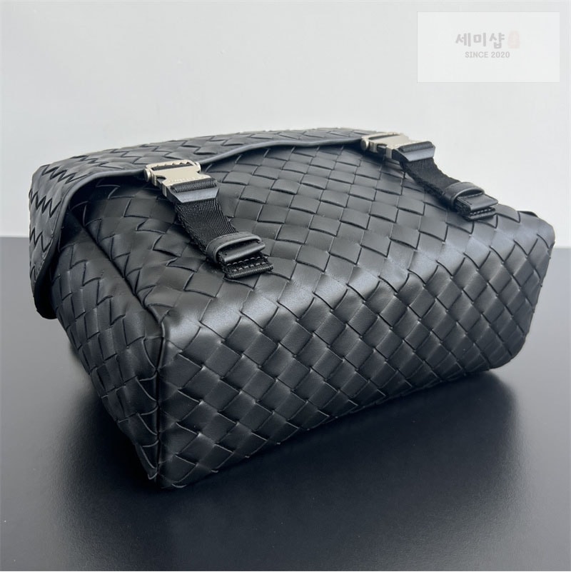 Bottega Veneta 보테가베네타 인트레치아토 포스티노 백 “ 2 COLOR ” 블랙 Bag 13번 이미지