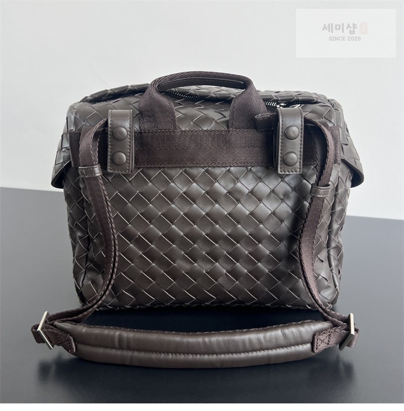 Bottega Veneta 보테가베네타 인트레치아토 포스티노 백 “ 2 COLOR ” 블랙 Bag 19번 이미지