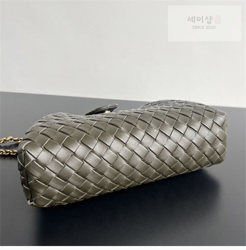 Bottega Veneta 보테가 베네타 스몰 로렌 1980 체인 클러치 “ 6 COLOR ” 블랙 Bag 12번 이미지
