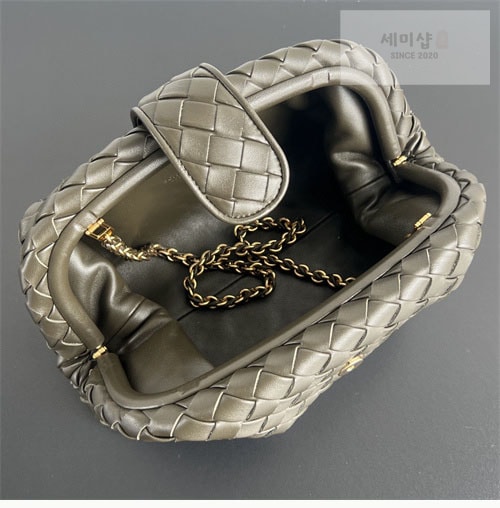 Bottega Veneta 보테가 베네타 스몰 로렌 1980 체인 클러치 “ 6 COLOR ” 블랙 Bag 14번 이미지