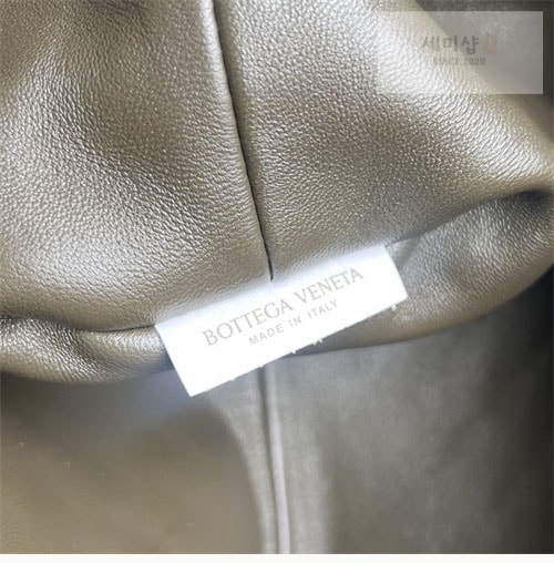 Bottega Veneta 보테가 베네타 스몰 로렌 1980 체인 클러치 “ 6 COLOR ” 블랙 Bag 17번 이미지