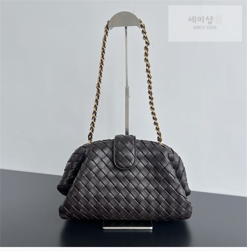 Bottega Veneta 보테가 베네타 스몰 로렌 1980 체인 클러치 “ 6 COLOR ” 블랙 Bag 18번 이미지