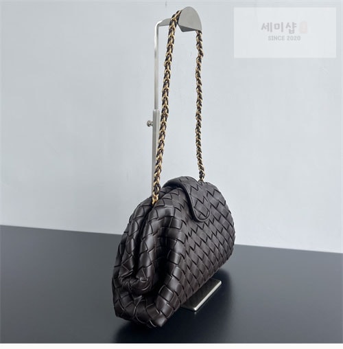 Bottega Veneta 보테가 베네타 스몰 로렌 1980 체인 클러치 “ 6 COLOR ” 블랙 Bag 19번 이미지